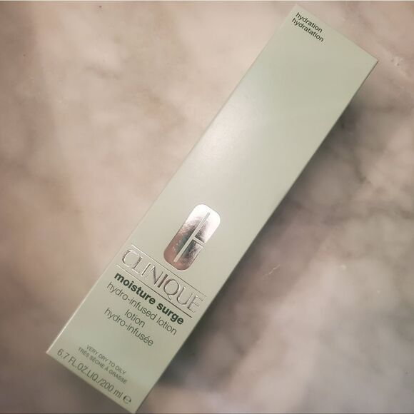 Clinique Moisture Surge Hydro Infused Facial Lotion - Picture 7 of 11